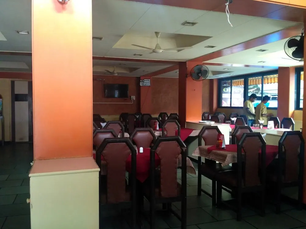 Hotel Honey Lodging
