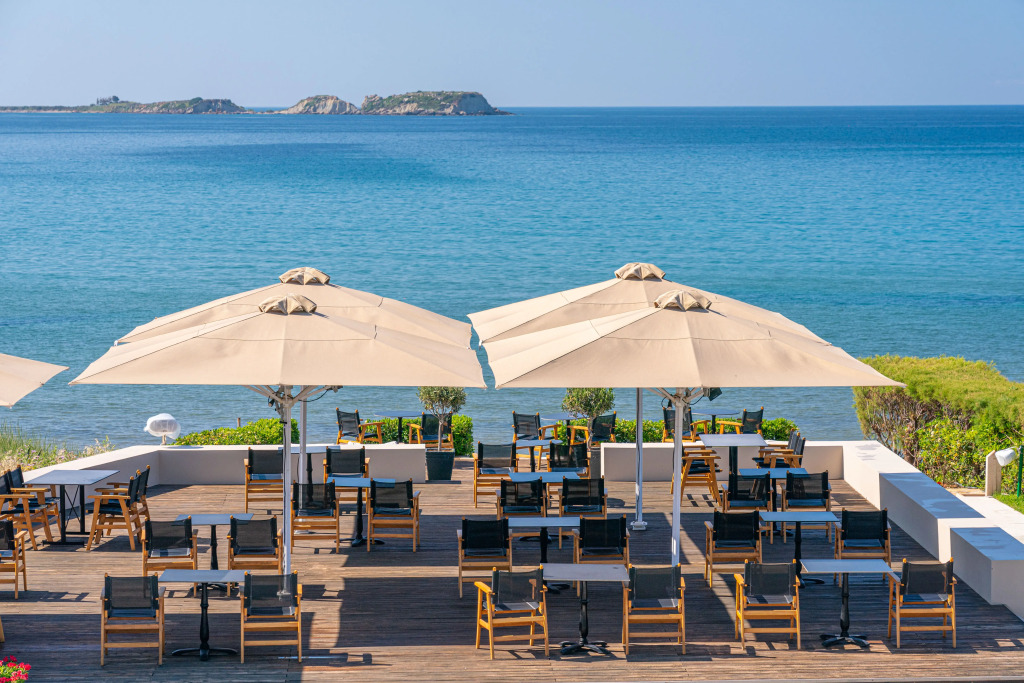 Costa Rossa -Adults Only