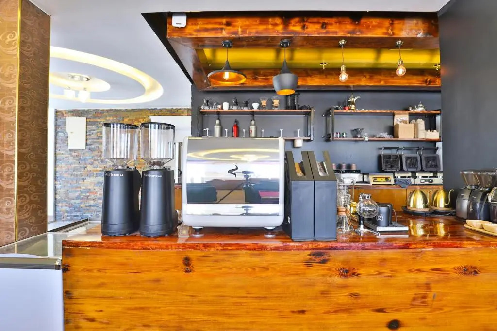 Esfrine Hotel Apartment by OYO Rooms