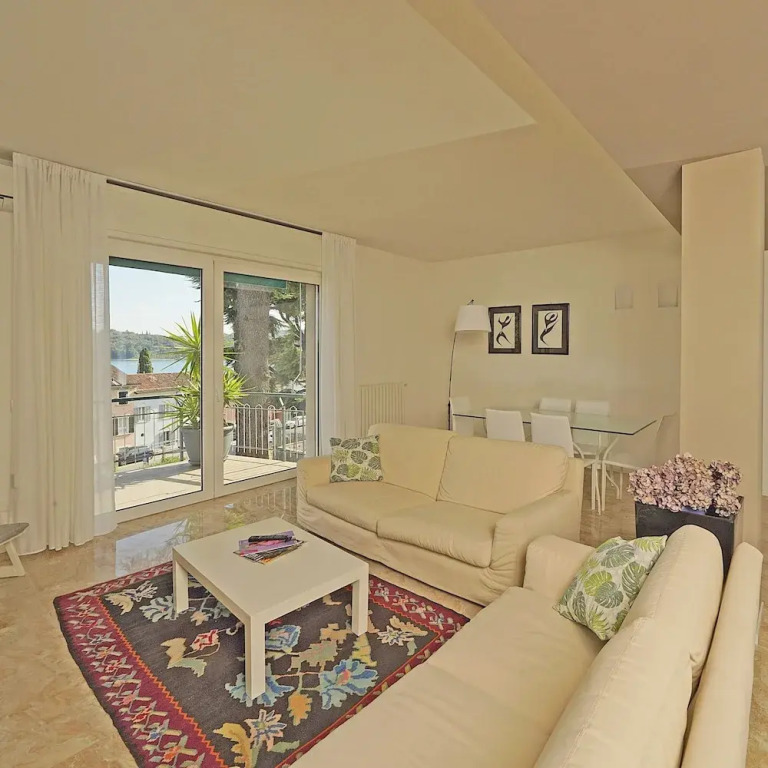 Blu View Apartment in Salo
