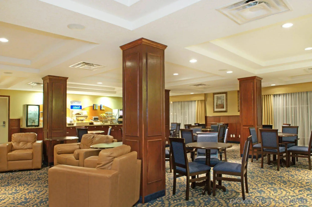 Holiday Inn Express Hotel & Suites Edson by IHG