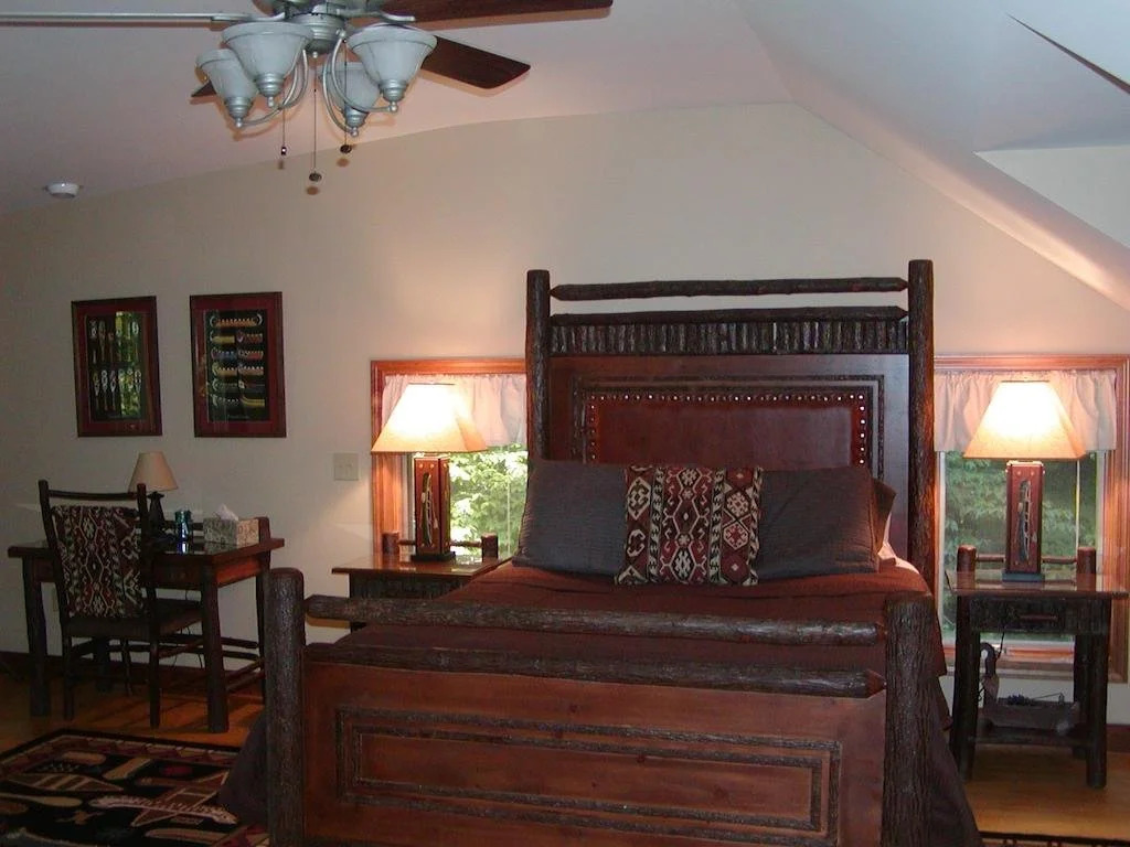 Cooperstown Lakeview Lodge