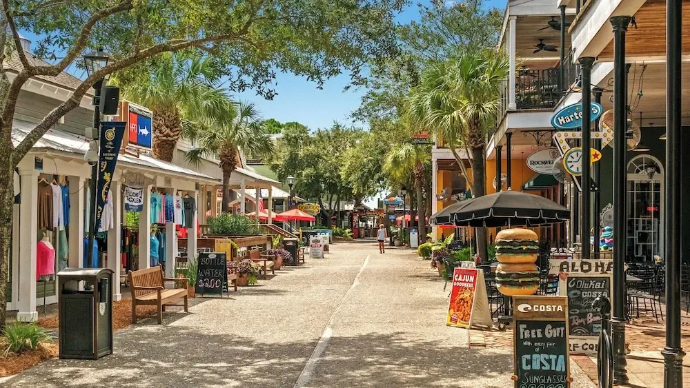 Spacious 3b/3b, Sleeps 6, Lakeview, Beach Access!