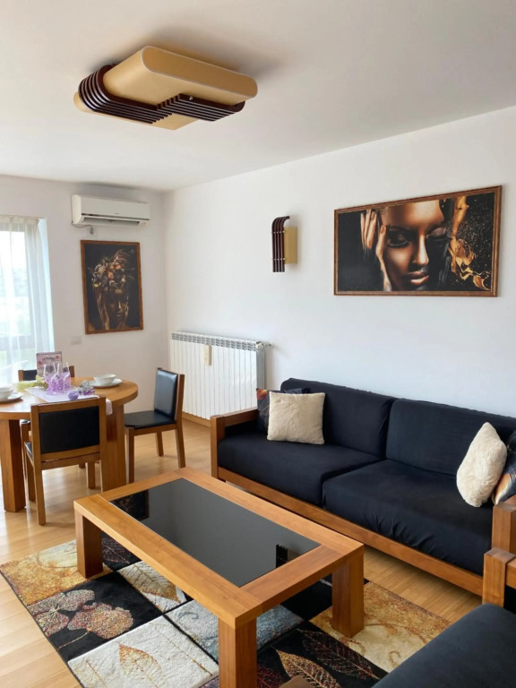 Sunny two room apartment, Baneasa, Petrom City.