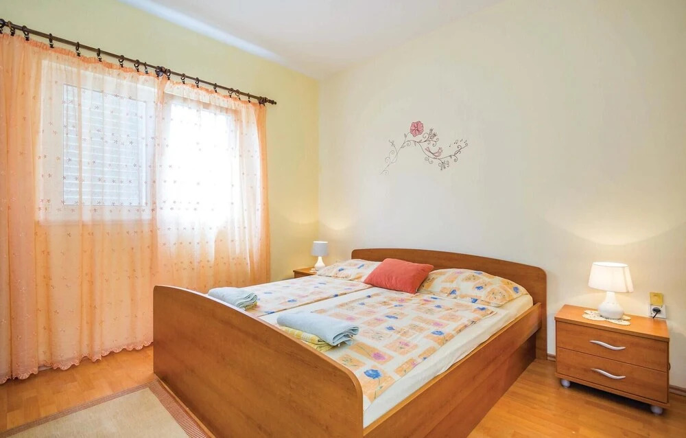 Stunning Home in Kampor With Wifi and 2 Bedrooms