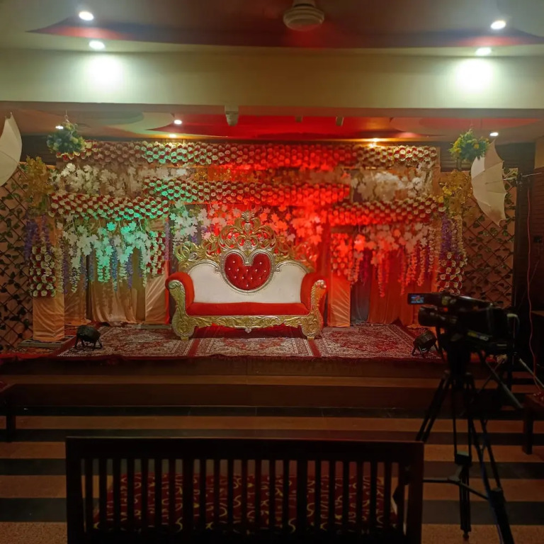 G P Guest House And Banquet Hall