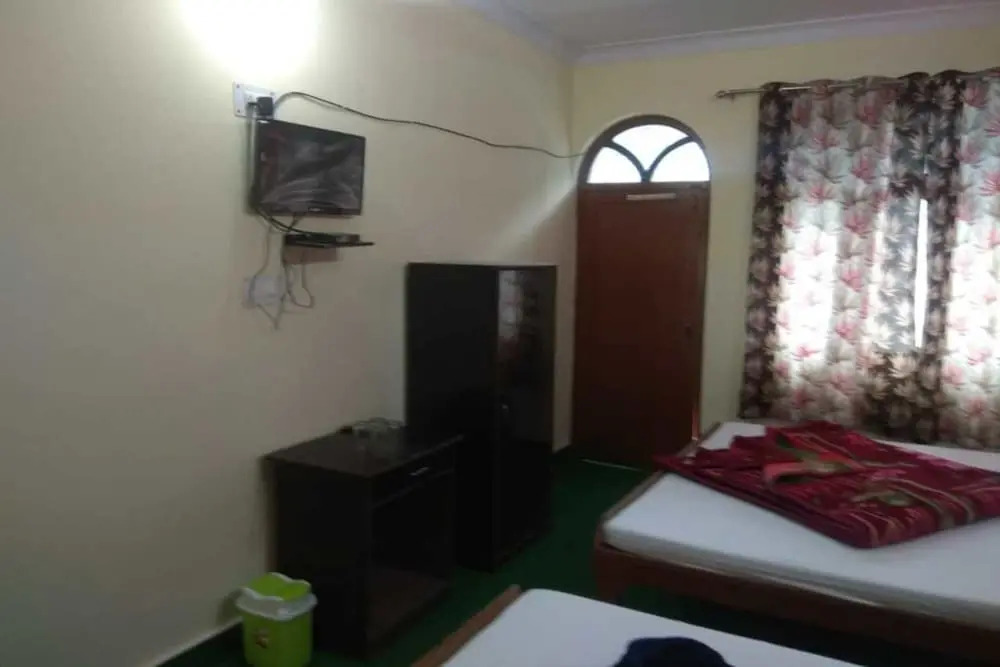 Hotel महिमा रेसॉर्ट