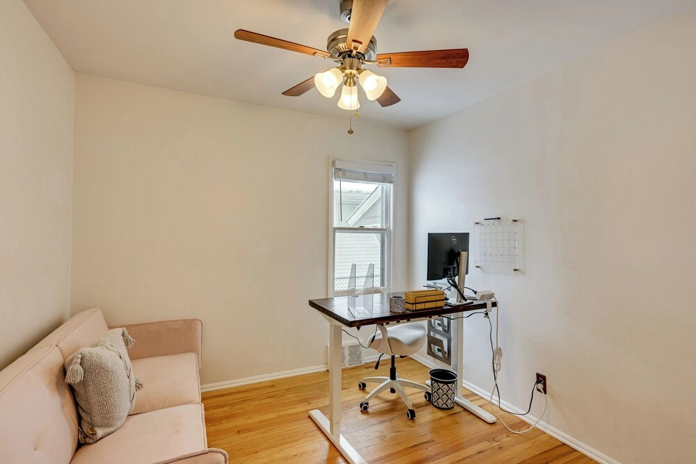 Mid-century Family Bungalow: Desirable Birmingham!