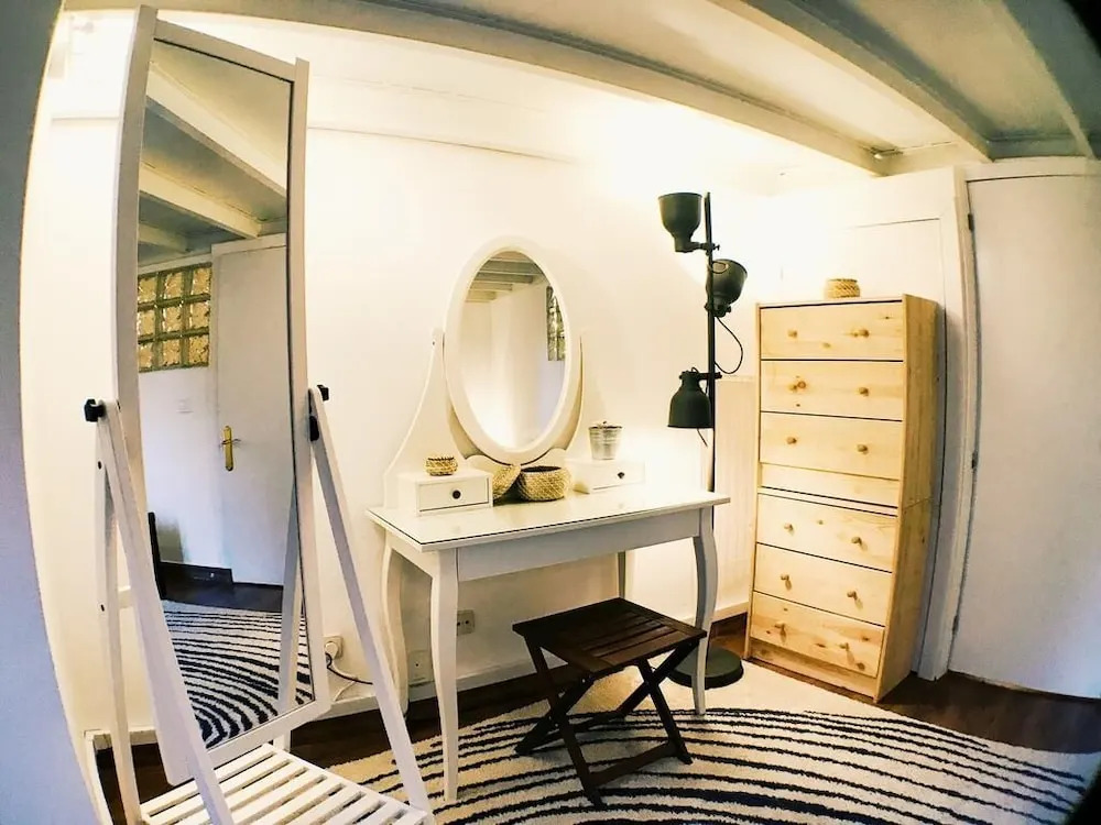 Lollipop Flats City Center Suite II