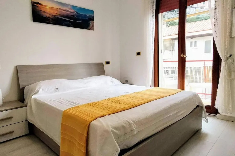 Two Bedrooms Vacation Rental in Minori Center