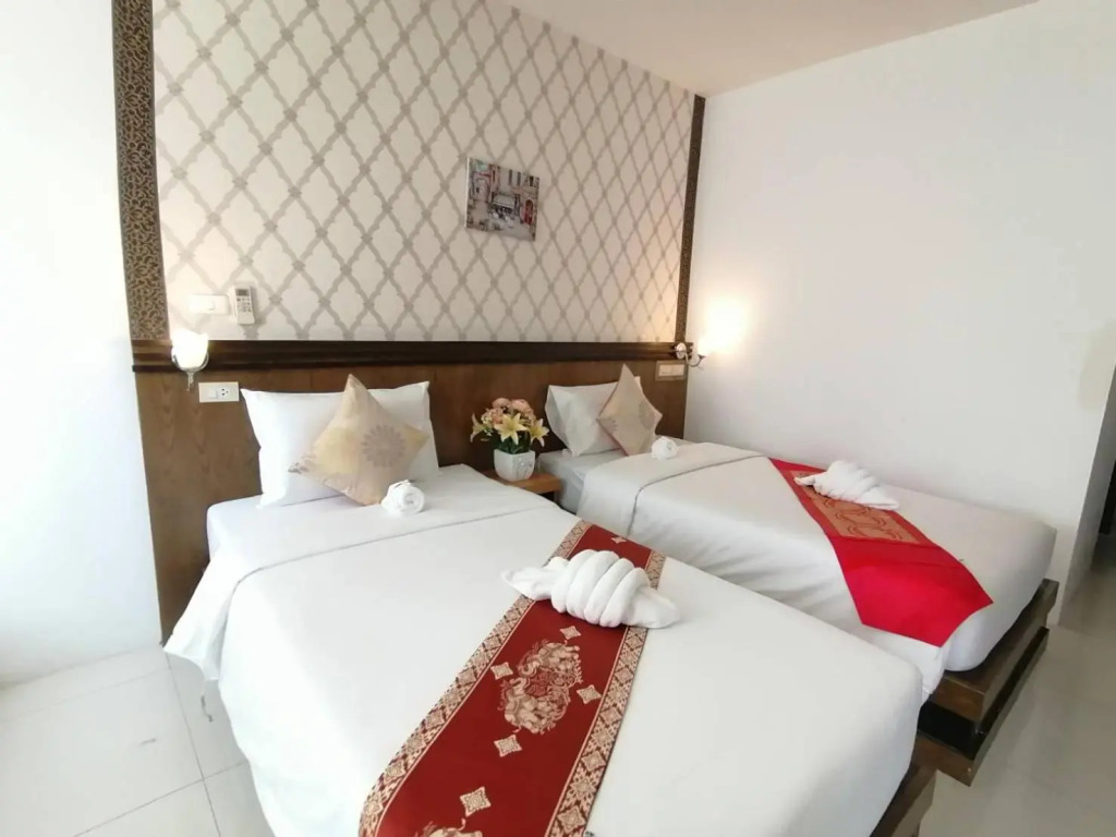 NJ PATONG HOTEL