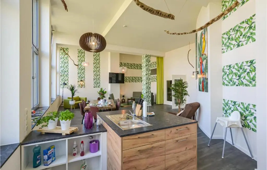 Beautiful Apartment in Pirna With 3 Bedrooms and Wifi