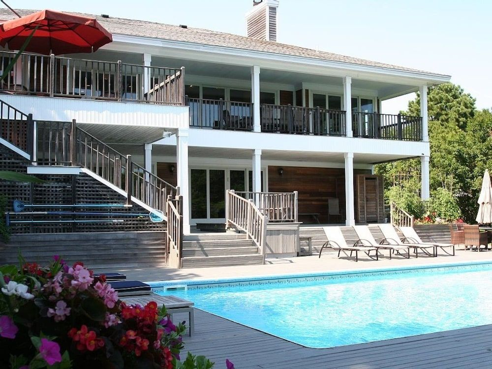 Villa Skylar