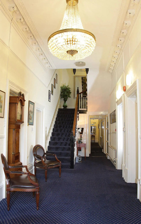 OYO Devonshire Park Hotel
