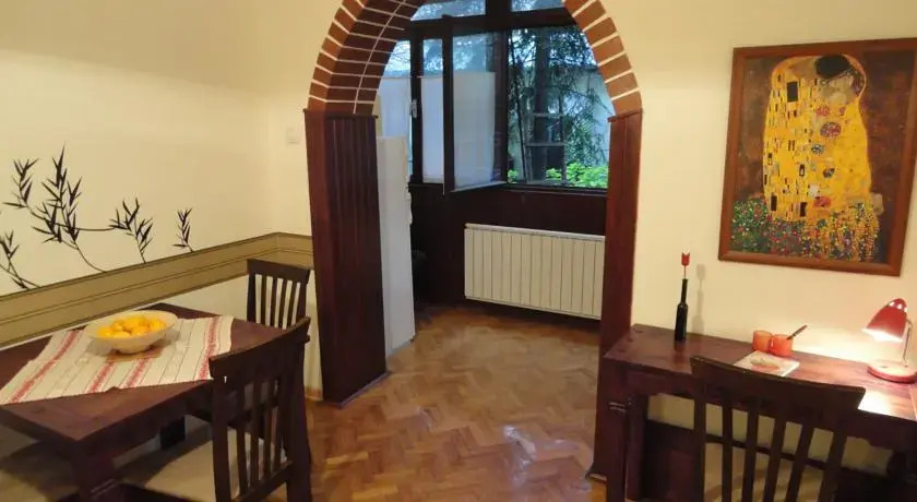 Apartment Bana