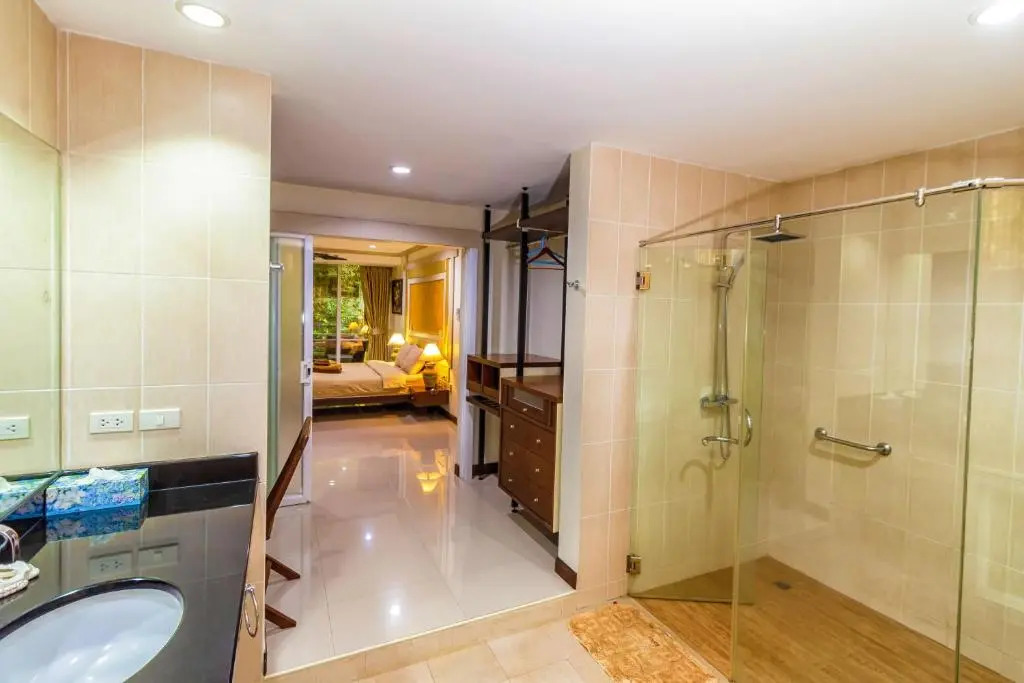 Karon View Apartments