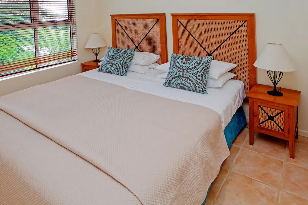Cayman Villas Port Douglas