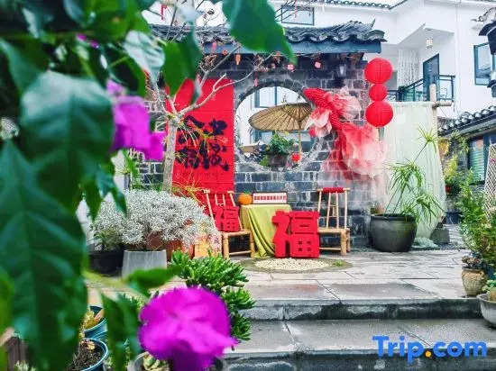 Mingxian Mountain Residence