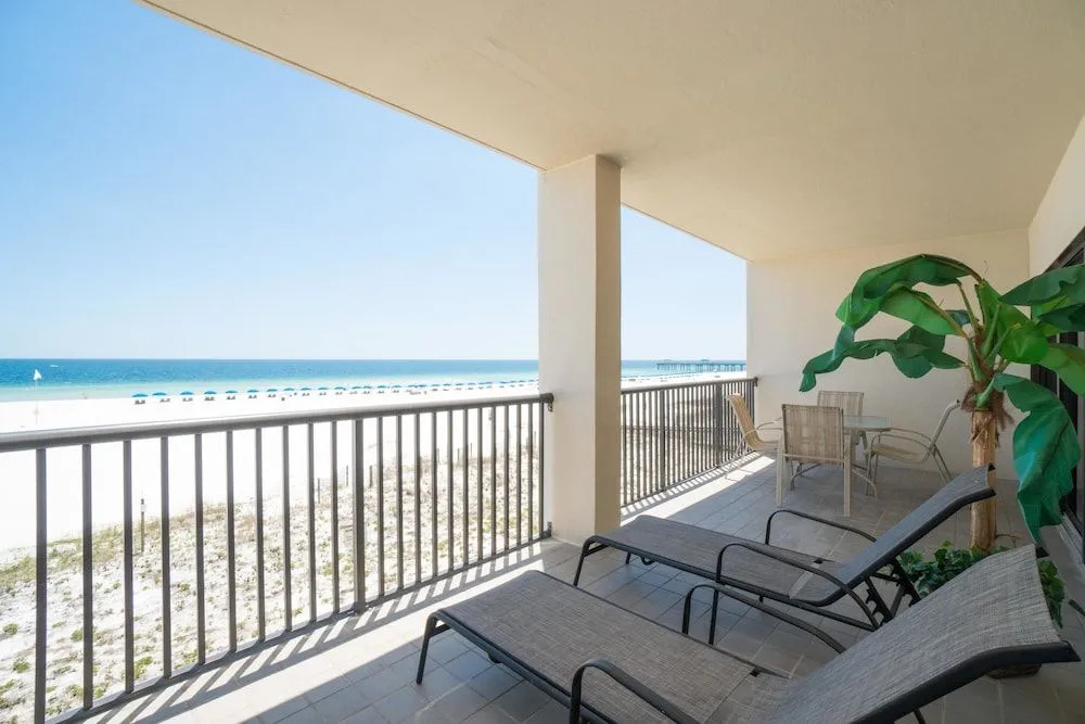 The Palms 202 Apartment 3