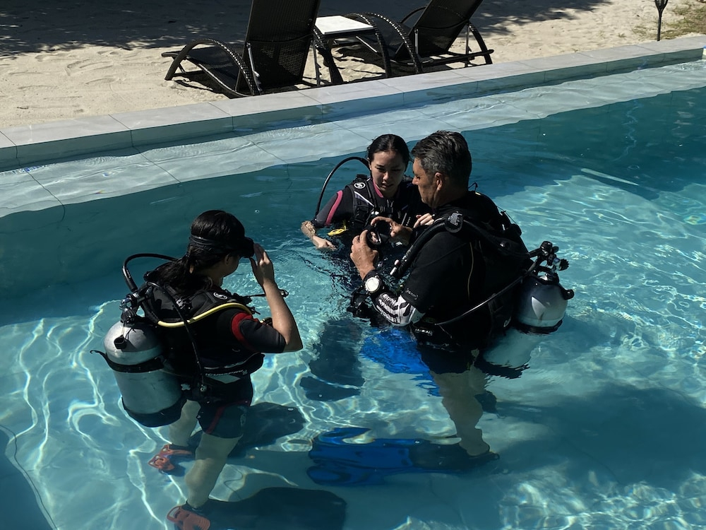 Amila Dive Beach Resort