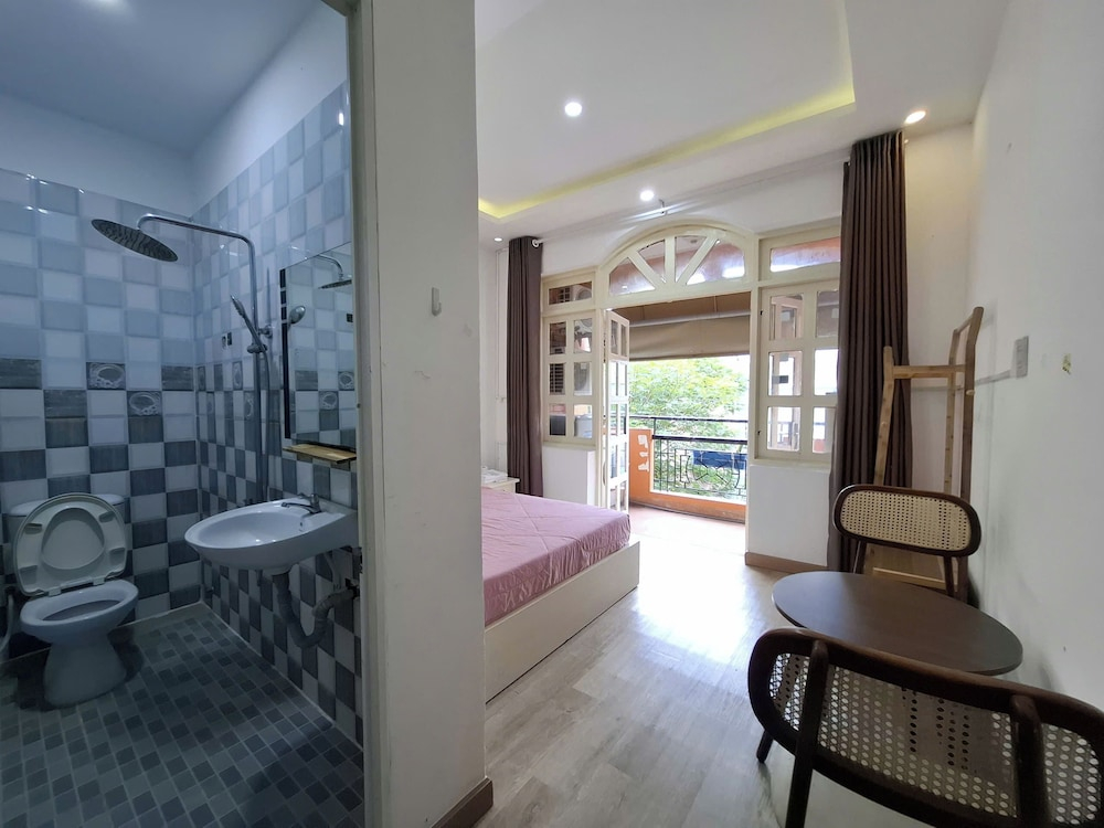 Lunaria Maison - Tan Dinh Corner