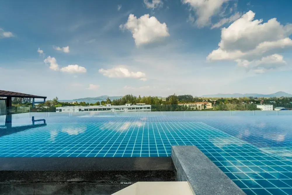 Aristo 216 - Pool Access Duplex in Surin Condo for 4 People