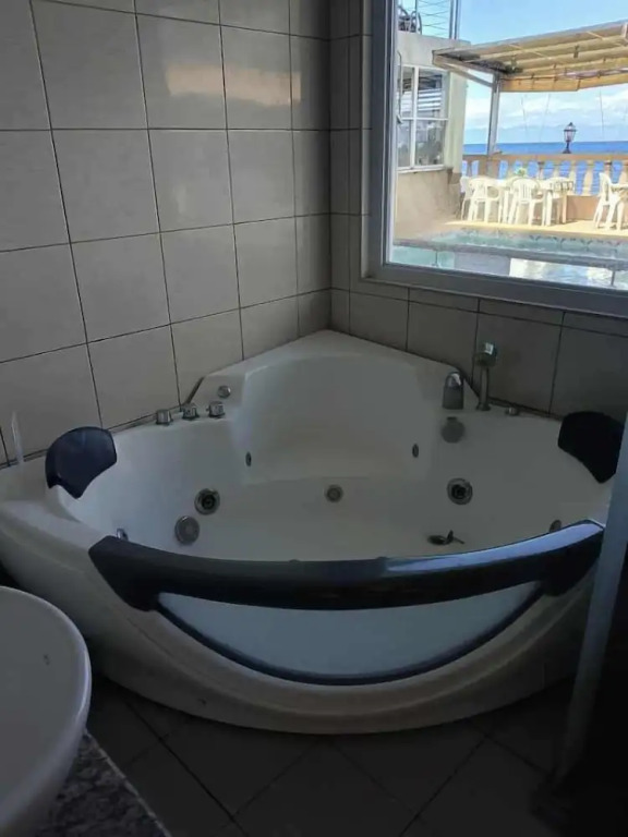 Ocean Breeze Resort
