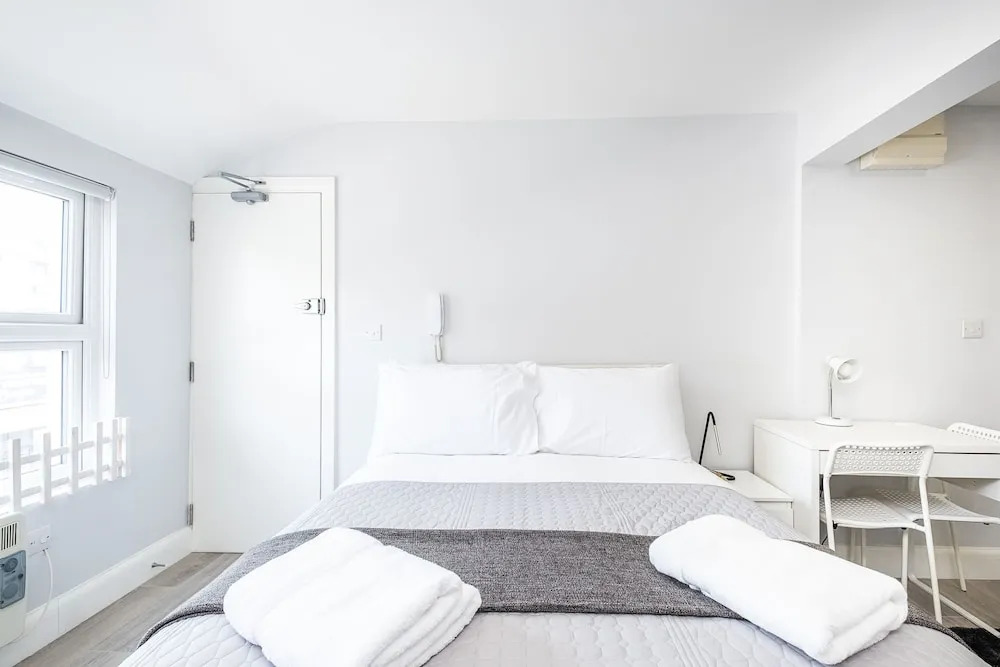 Superior Studio Apartments