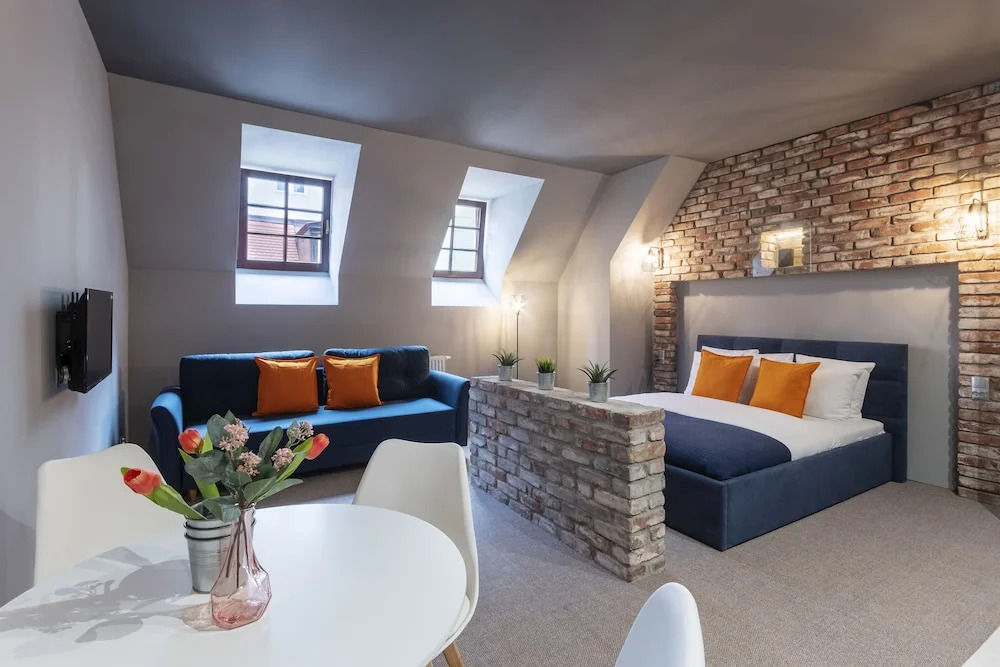 D&C ApartHotels