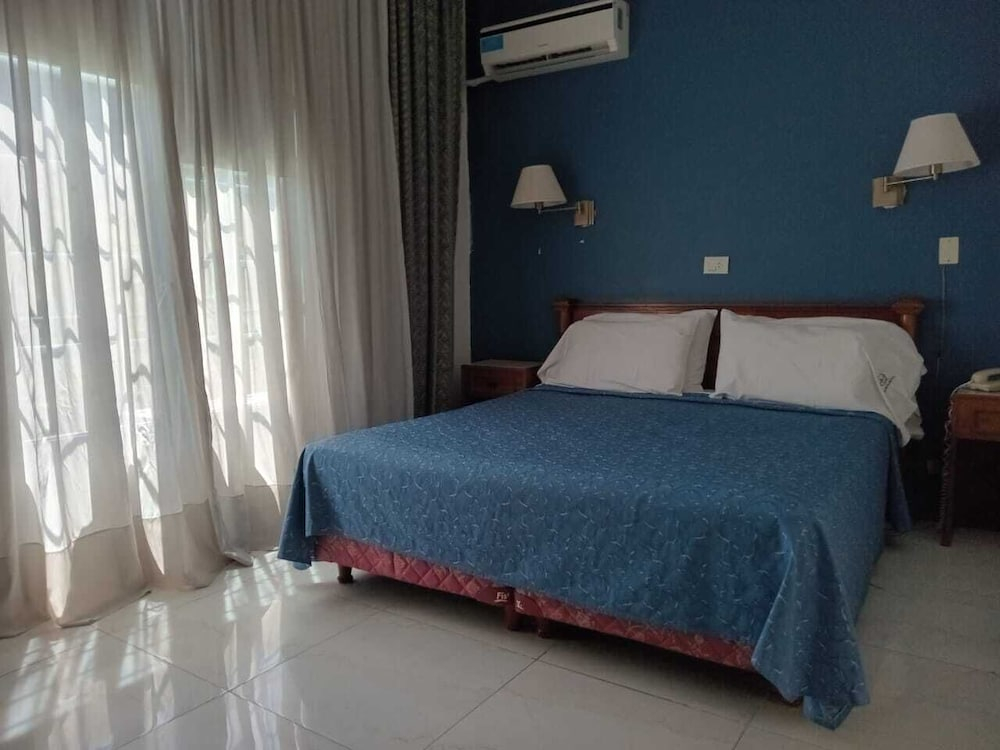 Astoria Hotel