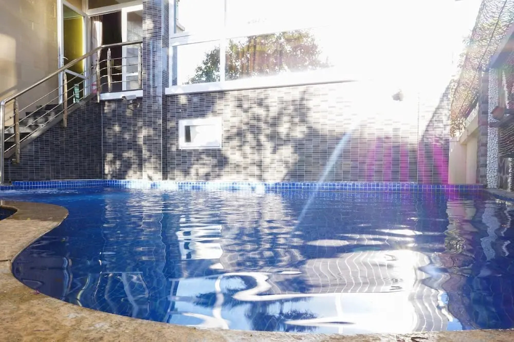 F5 Villa