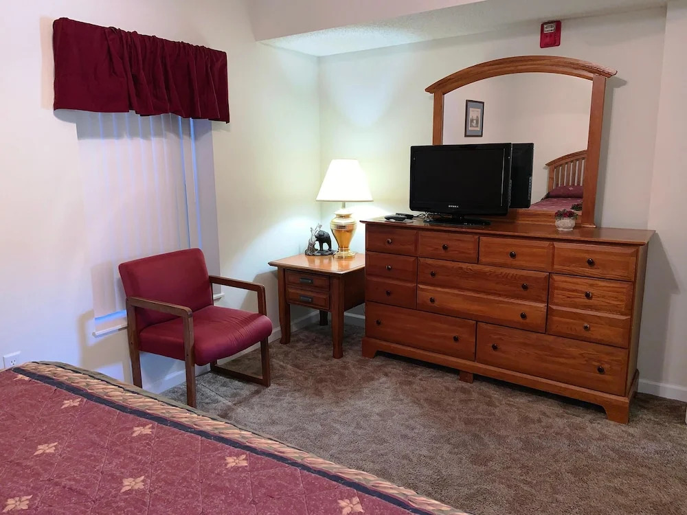 Whispering Pines 524