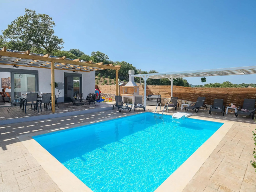 Villa Eleonas with private swimming pool