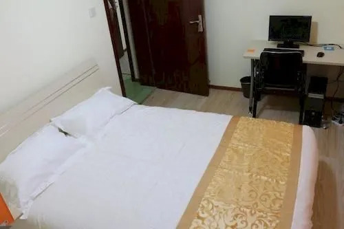 Chengdu Yijia Family Apartment