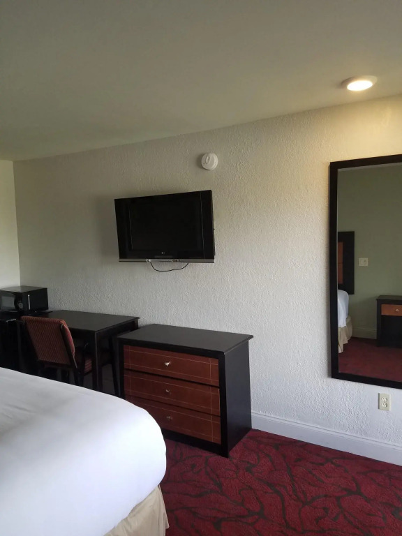 Budget Inn