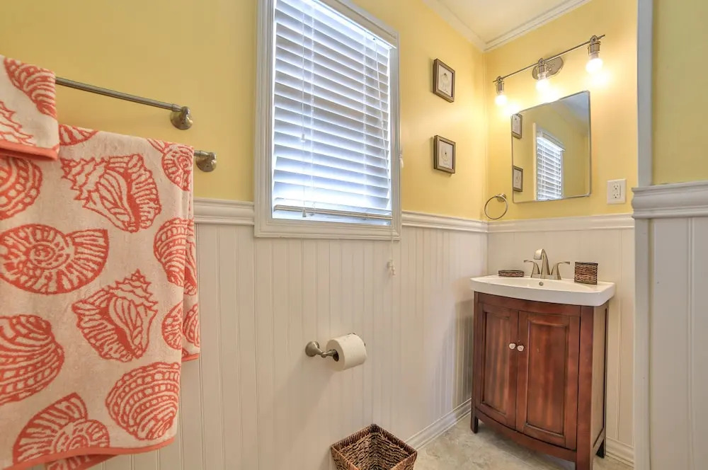 1691 E. Folly Beach - 3 Br Home