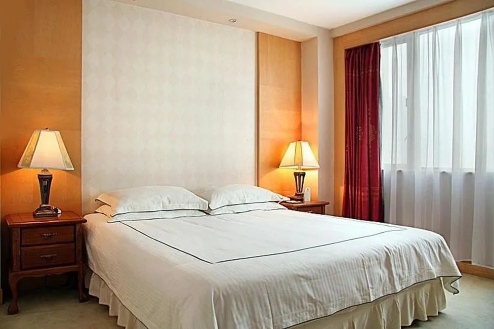 Jinlun Hotel