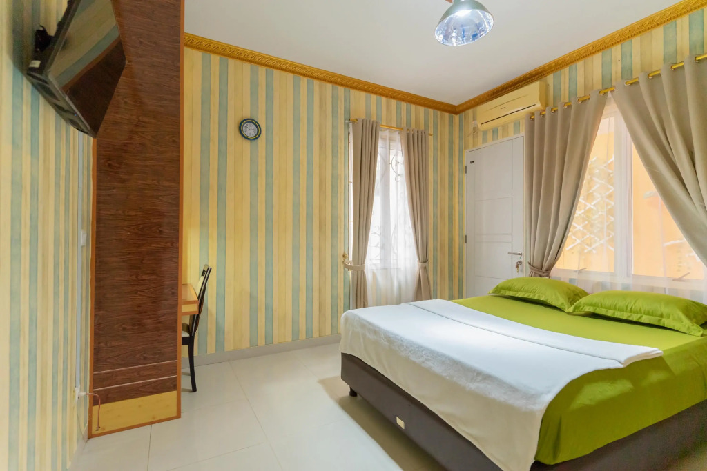 dH Mansion La Rosa Syariah Sentul Mitra RedDoorz