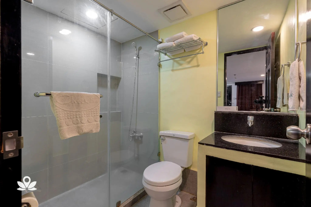 Check Inn Bacolod by RedDoorz