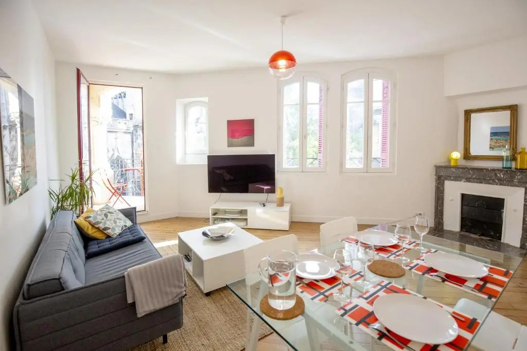 Place Saint Michel Apartment