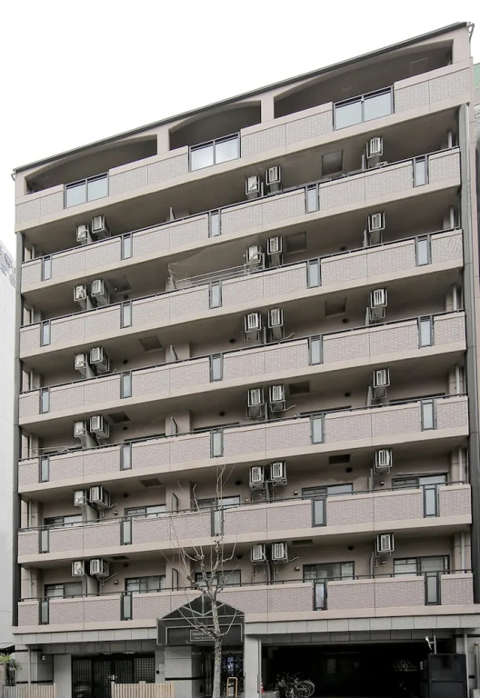 Grand Court Namba 701