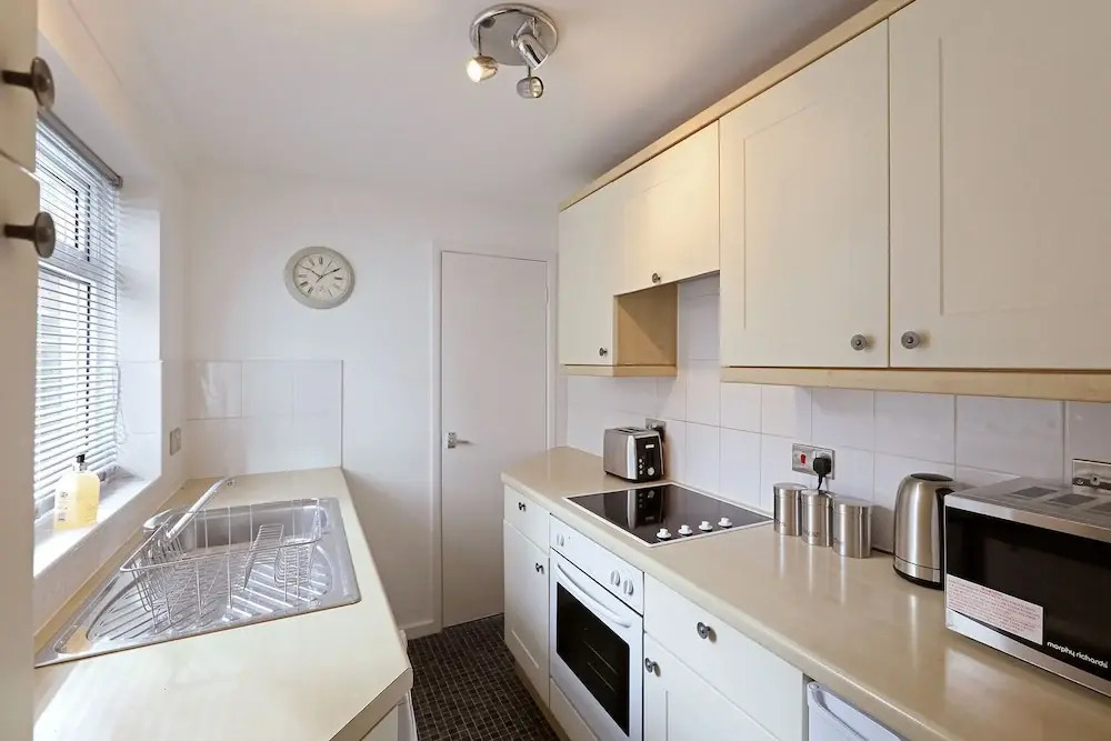 2 Bedroom City Centre House - Guest Homes!