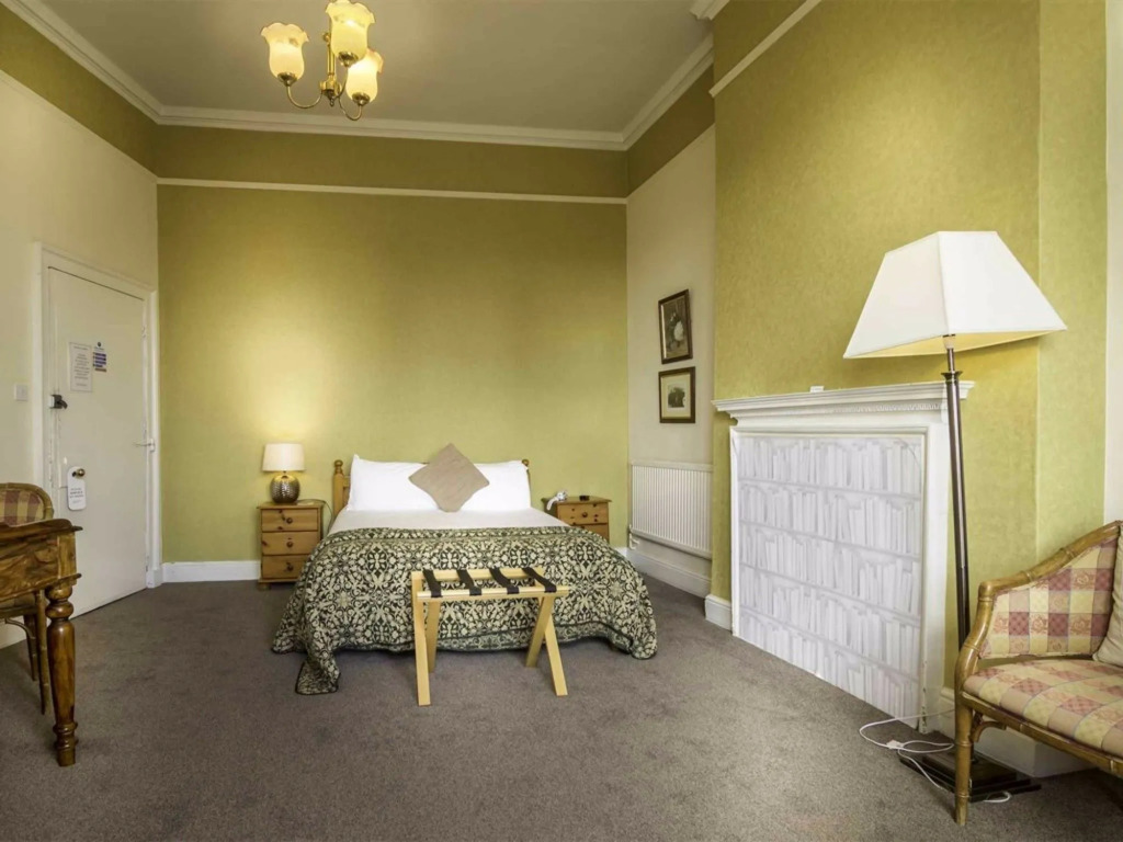 Mount Pleasant Hotel