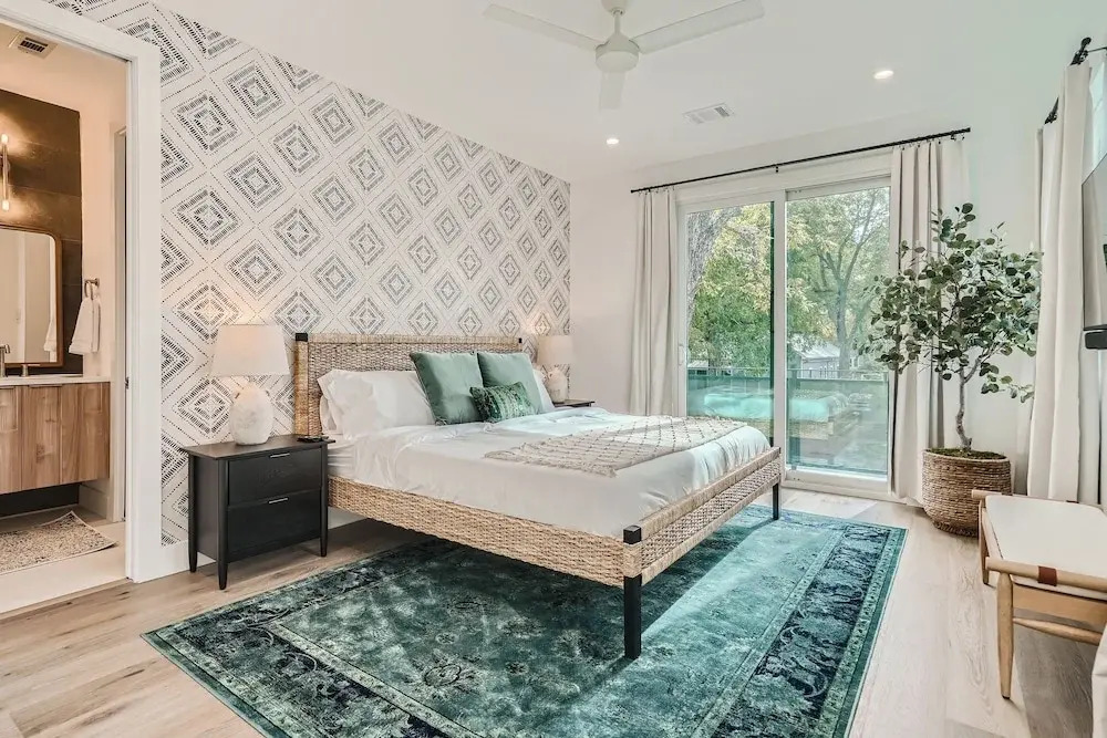 East Austin Dream Home + Pool + Close 2 Rainey Street