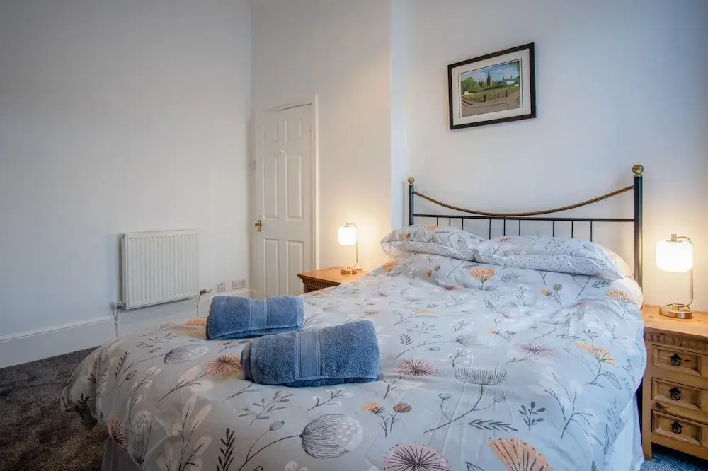 Caldey Island View - 2 Bedroom Apartment - Tenby