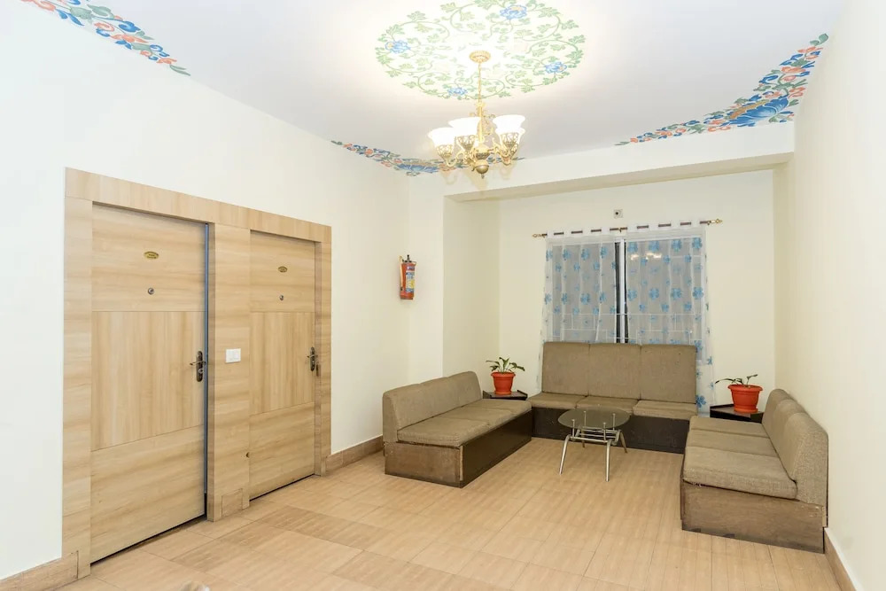 Hotel Blue Poppy