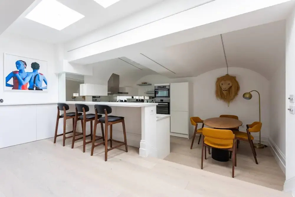 Winchester Street III by Onefinestay