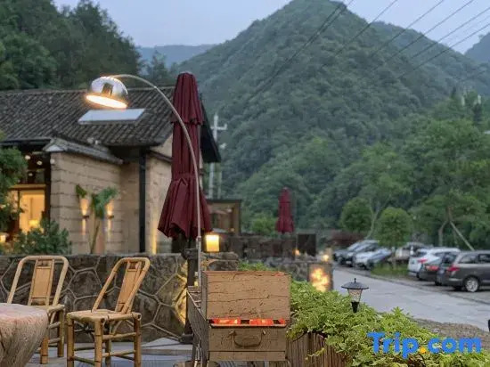 Blooming mountains Homestay