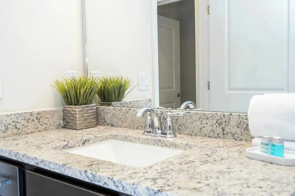 Family-friendly House w/ Private Pool Near Disney