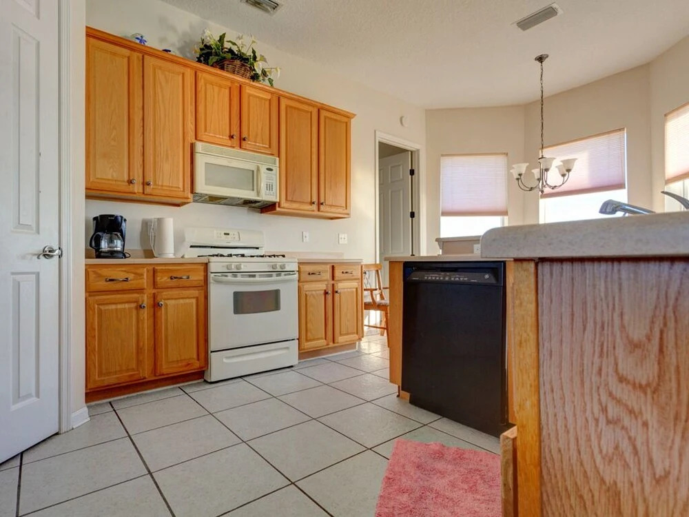 Beach Whisper, 4 Bedrooms, Sleeps 9, Beach Front, HDTV, WiFi